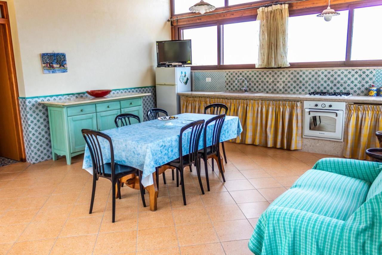 Villa Verde Con Vista Sul Mare San Vito Lo Capo Kültér fotó
