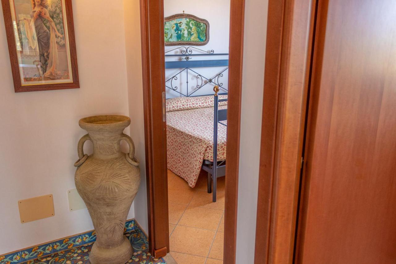 Villa Verde Con Vista Sul Mare San Vito Lo Capo Kültér fotó